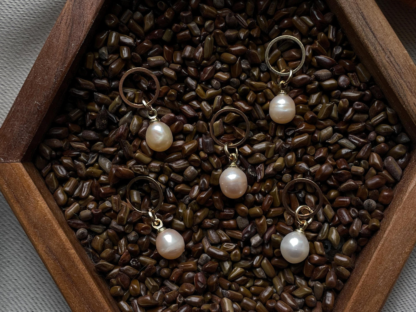 Freshwater Pearl Stitch Markers