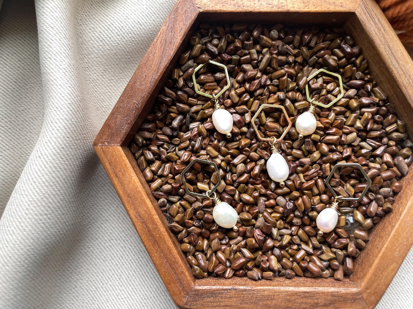 Freshwater Pearl Stitch Markers