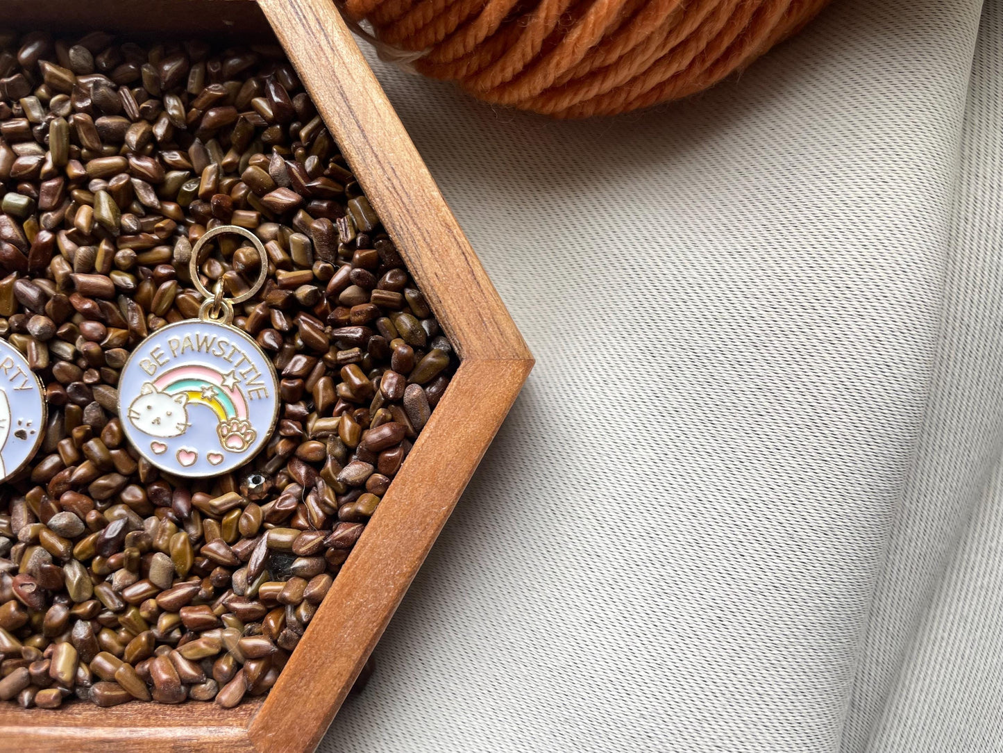 Cat stitch markers