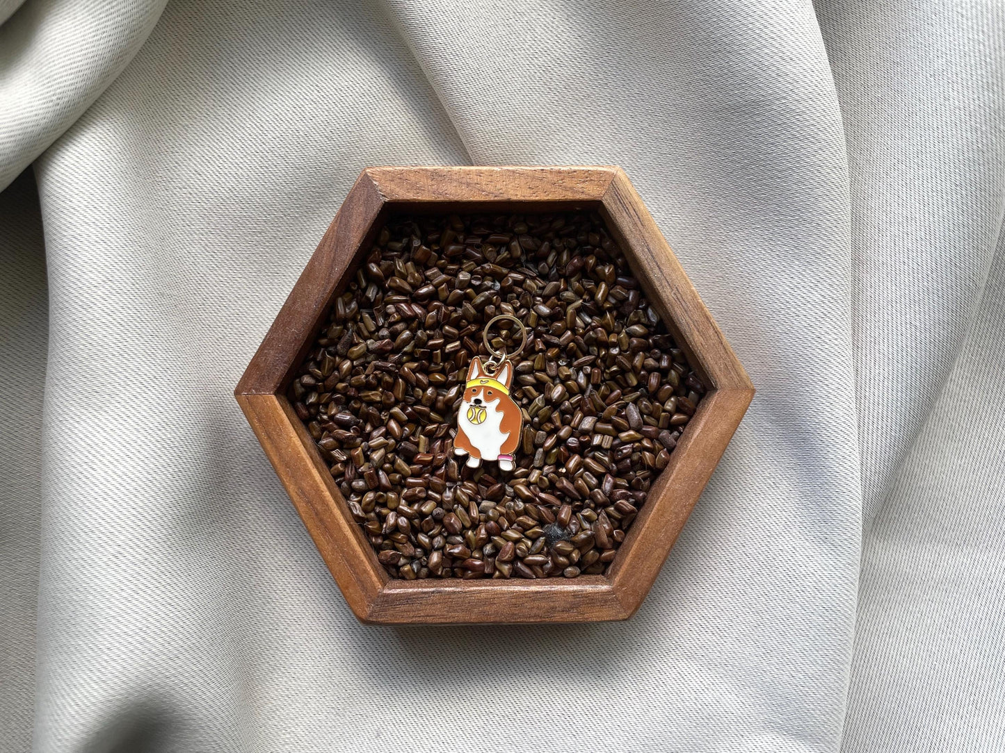 Dog stitch markers