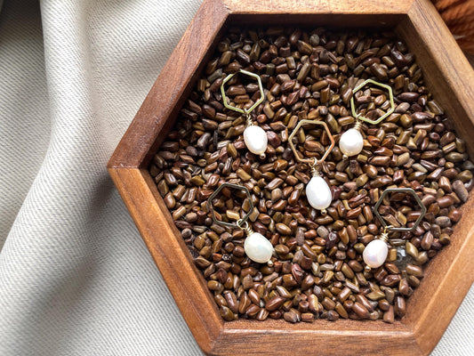 Freshwater Pearl Stitch Markers