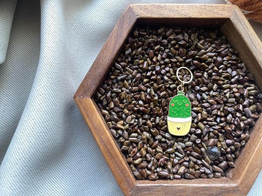 Cactus stitch marker