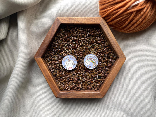 Cat stitch markers