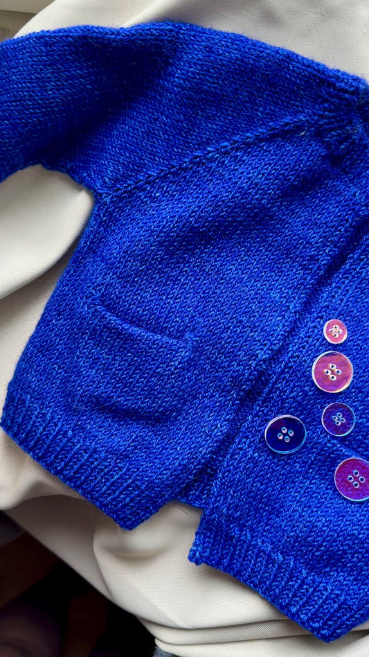 Iridescent buttons